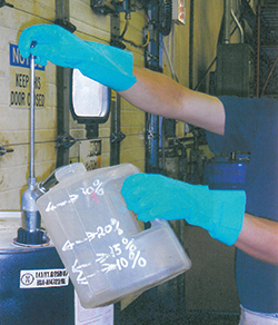 Picture of Reuseable Lined Nitrile Gloves, XX-Large, 15-mil Thickness, 14" Length